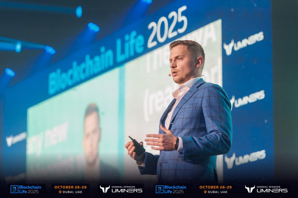 4 Banner Blockchain Life 2025